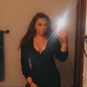 Long-sleeve black shirt